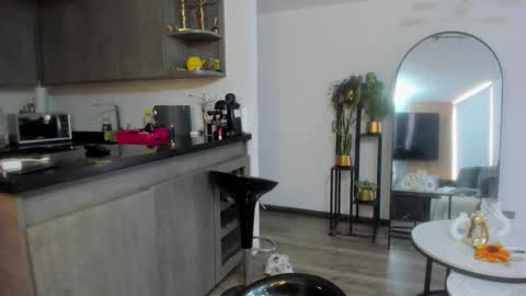 Snapshot of celeste_pervert chatting on 01-14-26, 06:35 mia sofiabohorquez INSTAGRAM online show from 01-14-26, 06:35