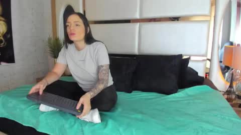 Snapshot of celeste_starsss chatting on 09-14-25, 03:49 celeste_starsss online show from 09-14-25, 03:49