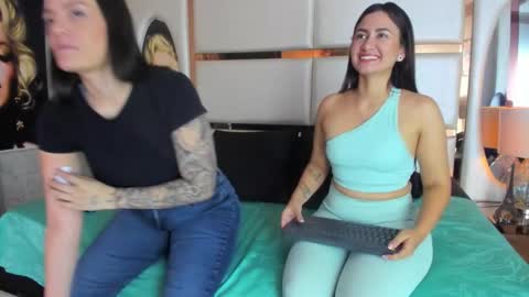 celeste_starsss online show from 10-20-25, 09:04