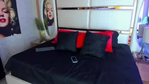 Snapshot of celeste_starsss chatting on 05-13-26, 09:22 celeste_starsss online show from 05-13-26, 09:22