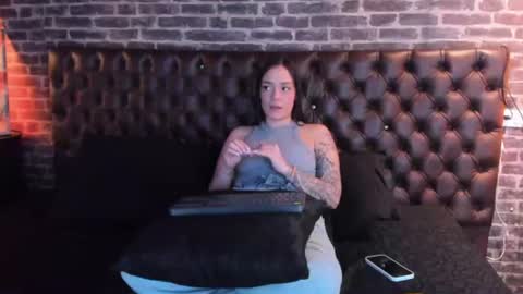 Snapshot of celeste_starsss chatting on 07-25-26, 09:23 celeste_starsss online show from 07-25-26, 09:23