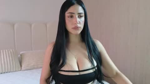 Snapshot of celeste_tailor_ chatting on 05-19-26, 08:04 Celeste Tailor online show from 05-19-26, 08:04
