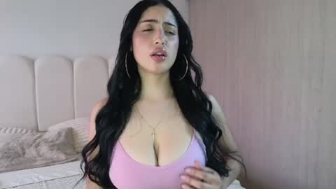 Snapshot of celeste_tailor_ chatting on 06-16-26, 08:33 Celeste Tailor online show from 06-16-26, 08:33