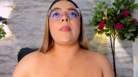 Snapshot of celestemc_26 chatting on 10-18-25, 03:53 CELESTE online show from 10-18-25, 03:53