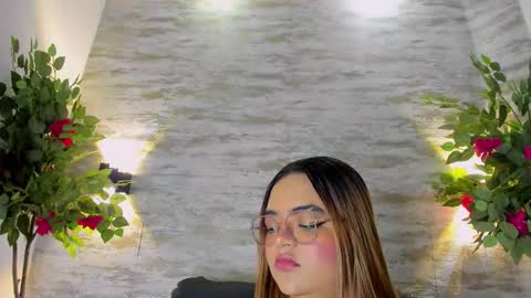 Snapshot of celestemc_26 chatting on 10-19-25, 03:40 CELESTE online show from 10-19-25, 03:40