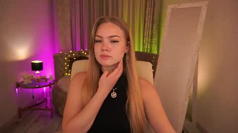 celestenoirr online show from 06-18-26, 11:14