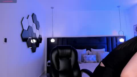 Snapshot of celestepalmer_x chatting on 02-11-25, 02:46 Celeste online show from 02-11-25, 02:46