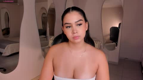 Snapshot of celestepalmer_x chatting on 09-29-25, 09:14 Celeste online show from 09-29-25, 09:14