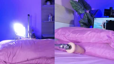 Snapshot of celesterabbit chatting on 12-24-24, 01:17 The girl of your eyes online show from 12-24-24, 01:17