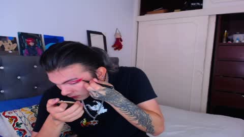 Snapshot of celesteswett chatting on 04-07-26, 03:23 I am Valentinn online show from 04-07-26, 03:23