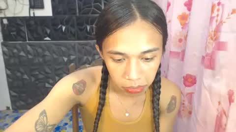 Snapshot of celestial_joannah chatting on 09-20-25, 04:52 merry joannah online show from 09-20-25, 04:52