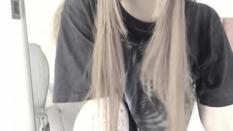 Snapshot of celestica_rose chatting on 01-05-26, 07:50 Celestica online show from 01-05-26, 07:50