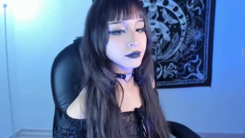   online show from 02-18-25, 05:09