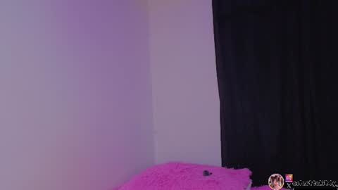 Snapshot of celestte_evans_1 chatting on 07-17-26, 05:58 celestte_evans_1 online show from 07-17-26, 05:58
