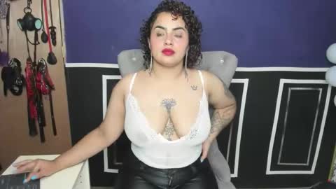 Snapshot of celestte_sweet chatting on 12-16-25, 11:04 online show from 12-16-25, 11:04