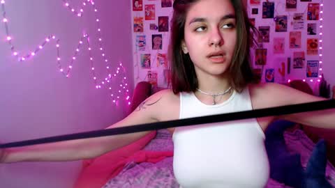 Snapshot of celine_dionn chatting on 12-20-24, 06:13 Celine online show from 12-20-24, 06:13