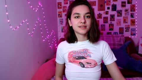 Snapshot of celine_dionn chatting on 01-07-25, 01:14 Celine online show from 01-07-25, 01:14