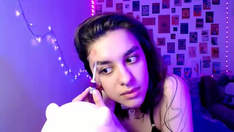 Snapshot of celine_dionn chatting on 02-16-25, 12:10 Celine online show from 02-16-25, 12:10