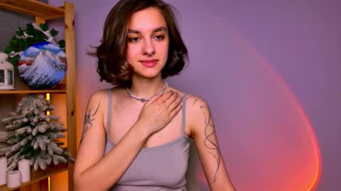 Snapshot of celine_dionn chatting on 12-20-25, 05:03 Celine online show from 12-20-25, 05:03