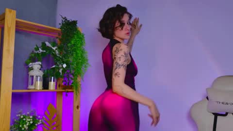 Snapshot of celine_dionn chatting on 03-14-26, 04:07 Celine online show from 03-14-26, 04:07