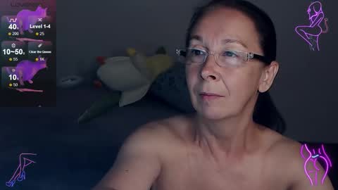 Snapshot of celine_faer1 chatting on 09-10-25, 10:10 Celine online show from 09-10-25, 10:10