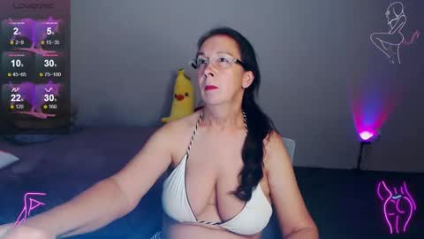 Snapshot of celine_faer1 chatting on 10-04-25, 06:50 Celine online show from 10-04-25, 06:50