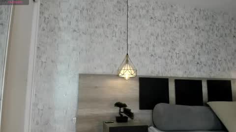 Celine online show from 11-30-25, 03:49