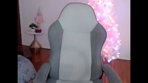 Snapshot of celinecostas chatting on 01-07-26, 01:24 Celine Costas online show from 01-07-26, 01:24