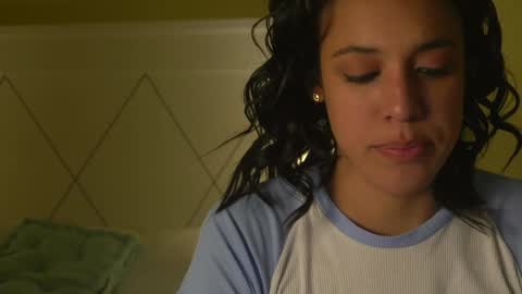 Snapshot of celinegf chatting on 12-10-24, 07:37 Celine online show from 12-10-24, 07:37