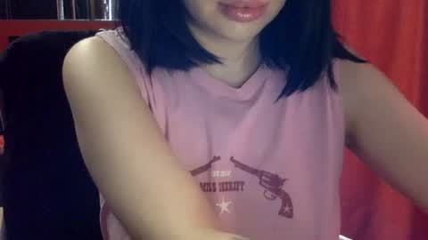 Snapshot of cerisedood82 chatting on 03-30-26, 12:28 Eva online show from 03-30-26, 12:28