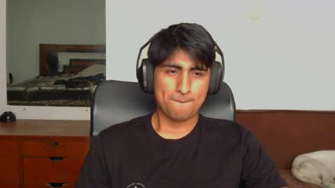 Snapshot of cesarex148 chatting on 12-04-25, 06:16 Cesar online show from 12-04-25, 06:16