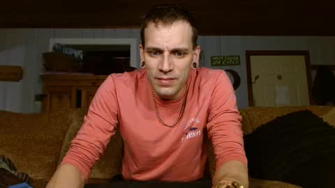 Snapshot of cguffey2284 chatting on 12-27-24, 03:20 cguffey2284 online show from 12-27-24, 03:20