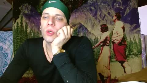 Snapshot of cguffey2284 chatting on 01-16-25, 04:07 cguffey2284 online show from 01-16-25, 04:07