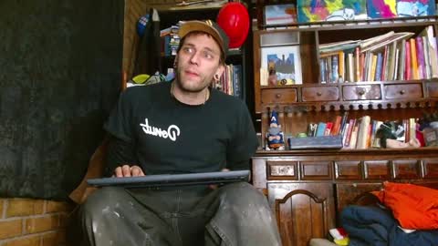 Snapshot of cguffey2284 chatting on 03-07-25, 01:20 cguffey2284 online show from 03-07-25, 01:20