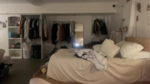 Kpapi online show from 11-18-25, 04:06