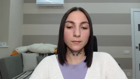 Snapshot of chabibiann chatting on 01-28-25, 01:49 Kate online show from 01-28-25, 01:49