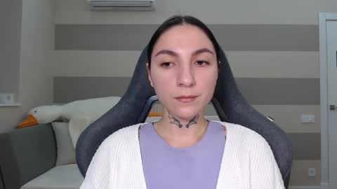 Snapshot of chabibiann chatting on 02-13-25, 07:03 Kate online show from 02-13-25, 07:03