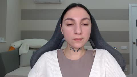 Snapshot of chabibiann chatting on 02-18-25, 06:15 Kate online show from 02-18-25, 06:15