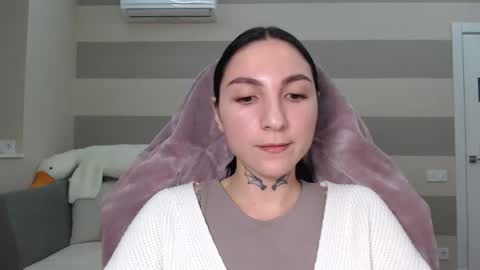 Snapshot of chabibiann chatting on 02-18-25, 04:16 Kate online show from 02-18-25, 04:16