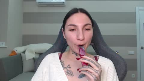 Snapshot of chabibiann chatting on 02-26-25, 10:04 Kate online show from 02-26-25, 10:04