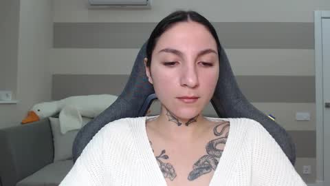 Snapshot of chabibiann chatting on 02-27-25, 04:52 Kate online show from 02-27-25, 04:52