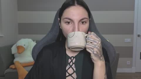 Snapshot of chabibiann chatting on 09-11-25, 05:51 Kate online show from 09-11-25, 05:51