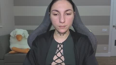 Snapshot of chabibiann chatting on 10-17-25, 04:59 Kate online show from 10-17-25, 04:59