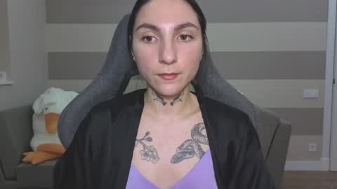 Snapshot of chabibiann chatting on 11-11-25, 06:08 Kate online show from 11-11-25, 06:08