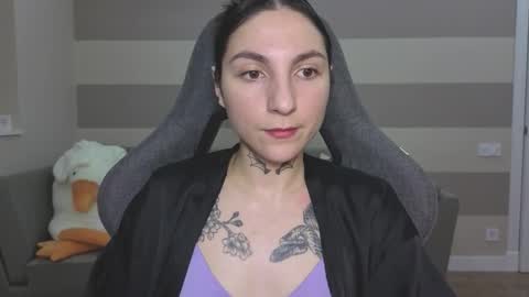 Snapshot of chabibiann chatting on 11-12-25, 06:14 Kate online show from 11-12-25, 06:14