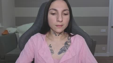 Snapshot of chabibiann chatting on 11-15-25, 06:22 Kate online show from 11-15-25, 06:22