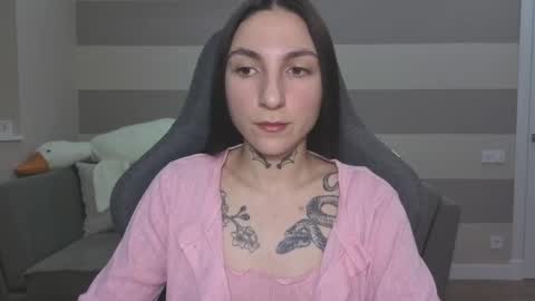 Snapshot of chabibiann chatting on 11-17-25, 09:04 Kate online show from 11-17-25, 09:04