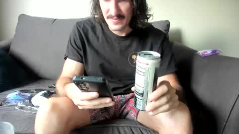 Snapshot of chadpowerz chatting on 05-04-26, 06:59 Lydong online show from 05-04-26, 06:59