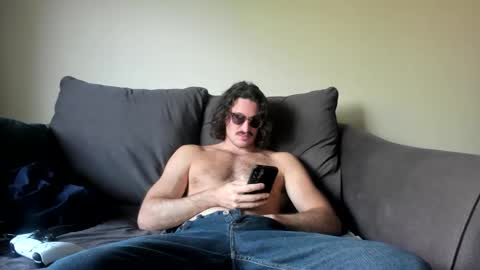 Snapshot of chadpowerz chatting on 05-07-26, 11:54 Lydong online show from 05-07-26, 11:54