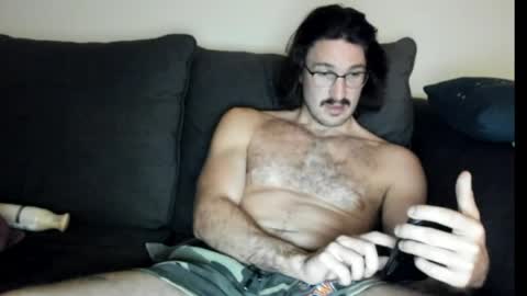 Snapshot of chadpowerz chatting on 05-15-26, 11:45 Lydong online show from 05-15-26, 11:45